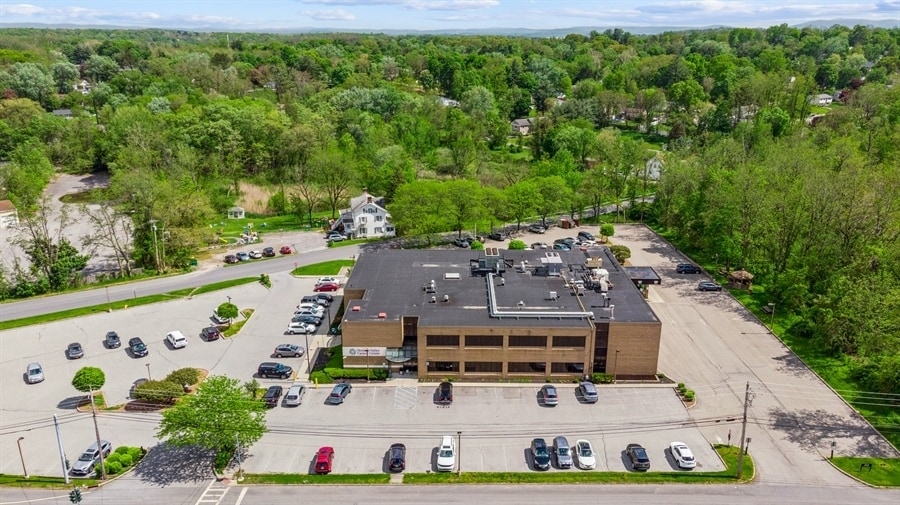 More Photos Of 159 Barnegat Rd, Poughkeepsie Medical For Lease