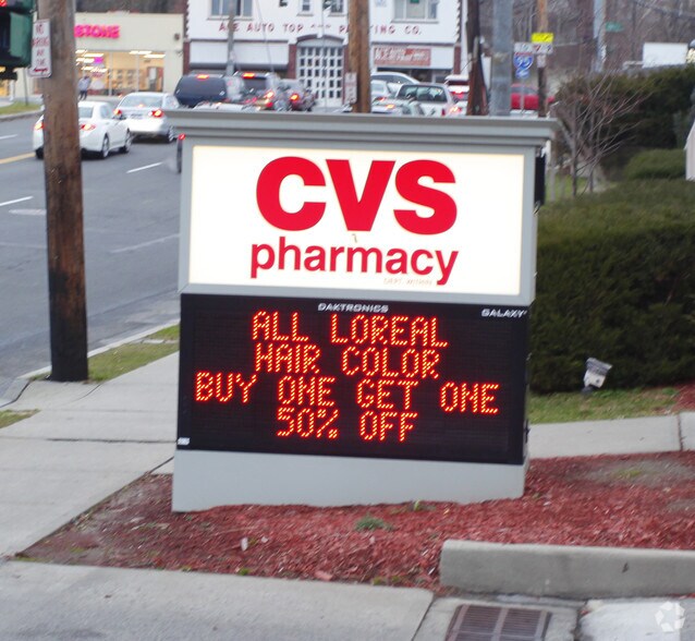 More Photos Of 16 Weyman Ave, New Rochelle Freestanding For Lease