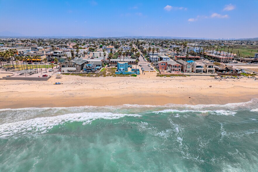 More Photos Of 997 Ocean Ln, Imperial Beach Multifamily For Sale
