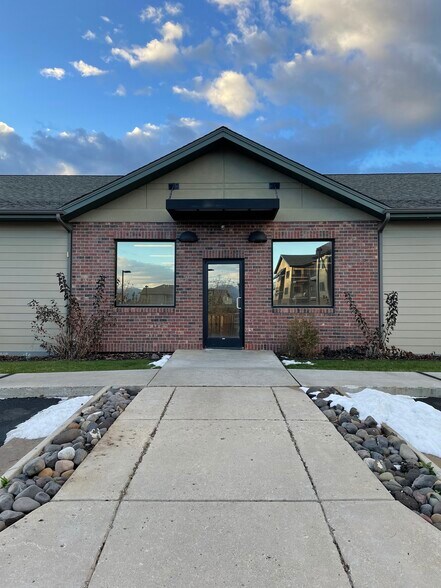 More Photos Of 1819 S 22nd Ave, Bozeman Medical For Sale