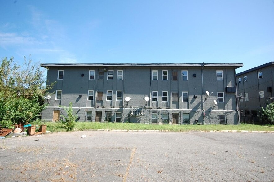 More Photos Of 4559-4569 Benning Rd SE, Washington Apartments For Sale