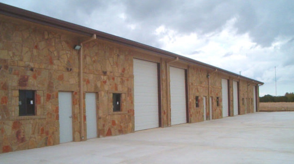 More Photos Of 123 Holmes Rd, Liberty Hill Industrial For Sale