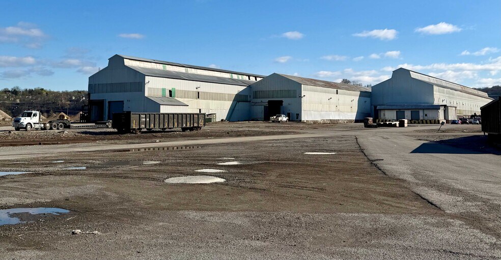 Primary Photo Of 75 Nichol Ave, McKees Rocks Manufacturing For Sale