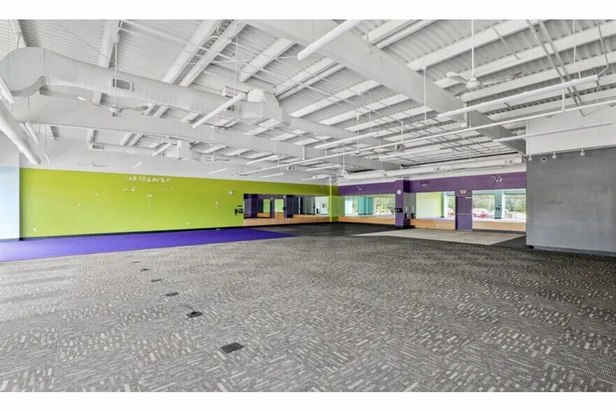 More Photos Of 1062 FM 646 Rd, League City Storefront For Lease