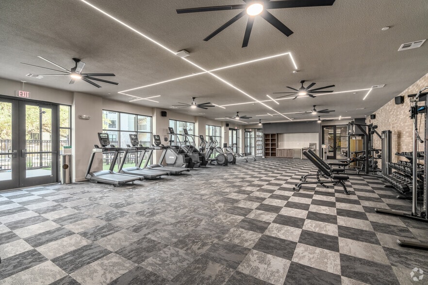 More Photos Of 13701 Lyndhurst St, Austin Apartments For Lease