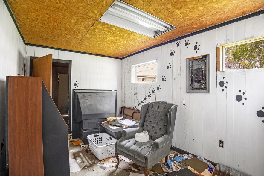 More Photos Of 151 Covington Ln, Dickson Apartments For Sale