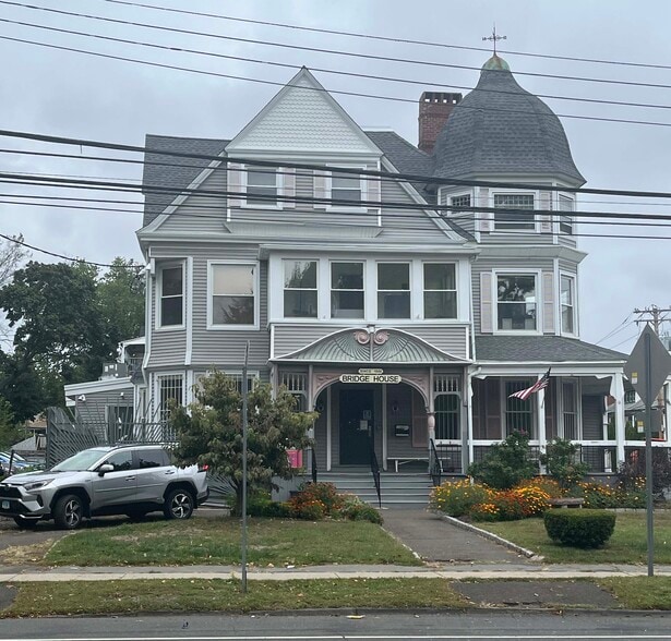 Primary Photo Of 880 Fairfield Ave, Bridgeport Office Residential For Sale