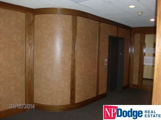 More Photos Of 1406 Fort Crook Rd S, Bellevue Office Residential For Lease