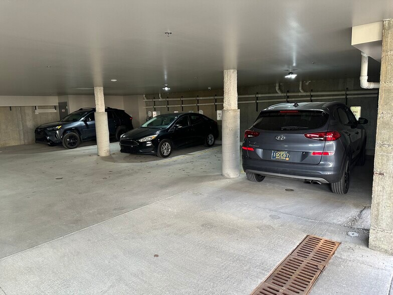 More Photos Of 911 South Main Street, Ann Arbor Apartments For Sale