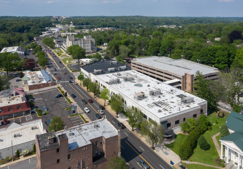 More Photos Of 500 Old York Rd, Jenkintown Medical For Lease