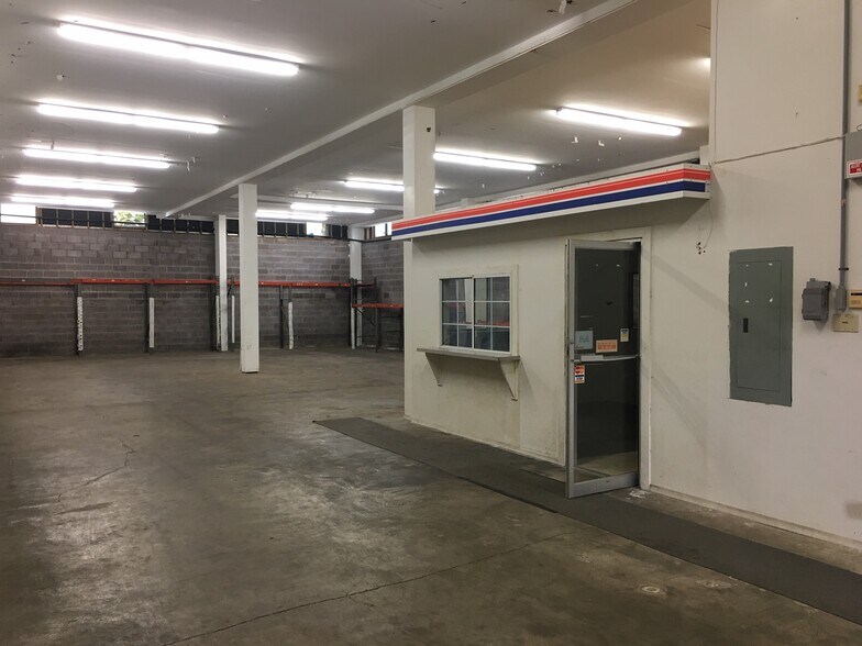 More Photos Of 81-6678 Mamao St, Kealakekua Specialty For Lease