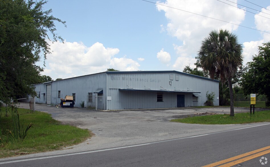 More Photos Of 4902 S 16th Ave, Tampa Warehouse For Lease