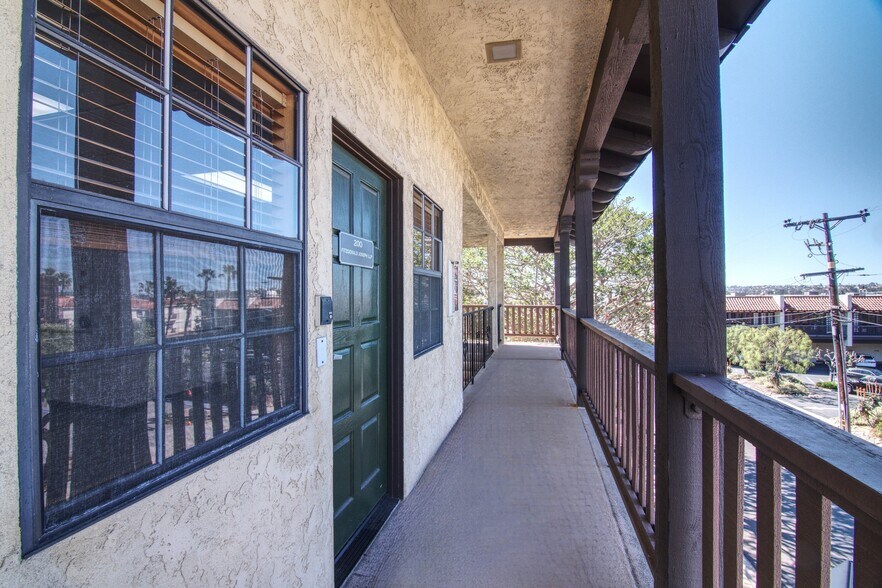 More Photos Of 2341 Jefferson St, San Diego Office For Lease