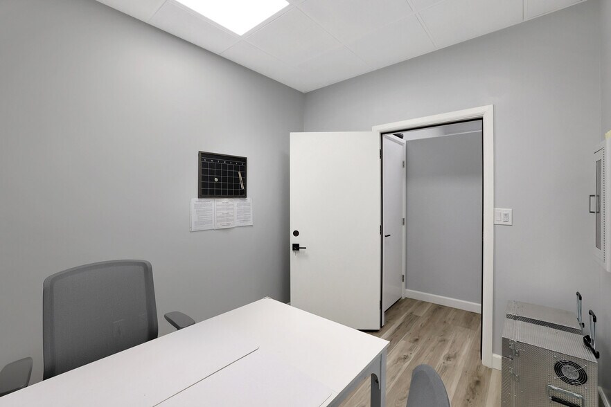 More Photos Of 33777 N Scottsdale Rd, Scottsdale Medical For Lease