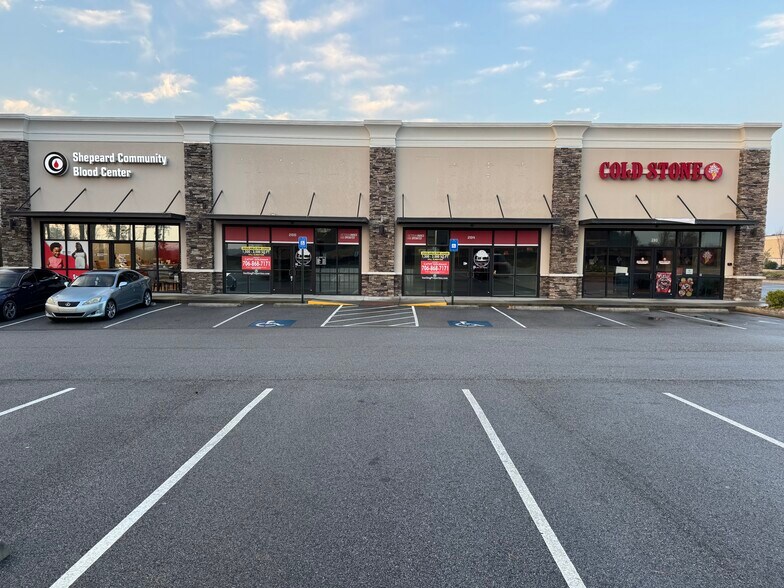 More Photos Of 260 Meridian Dr, Grovetown Storefront For Lease