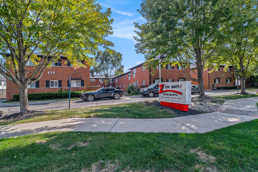 Primary Photo Of 629 W Maple Rd, Clawson Apartments For Sale