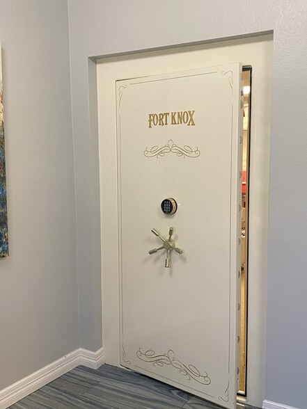 More Photos Of 1105 Cheek Sparger Rd, Colleyville Office For Sale