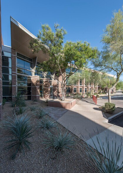 More Photos Of 16552 N 90th St, Scottsdale Unknown For Lease