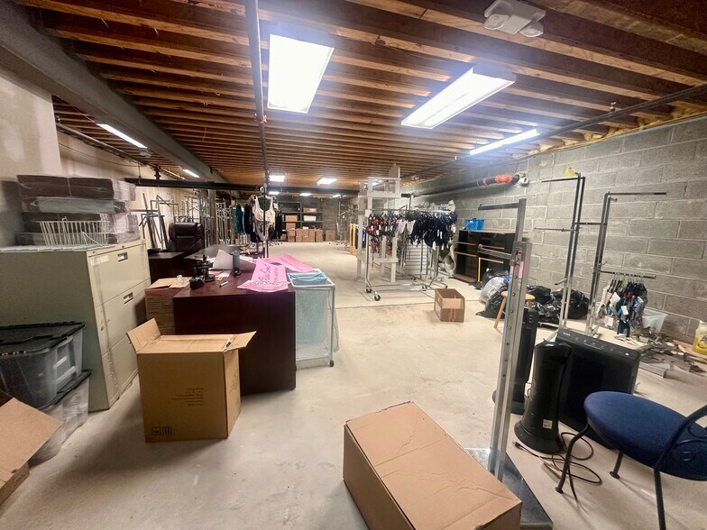 More Photos Of 20-24 E Mount Pleasant Ave, Livingston Freestanding For Lease