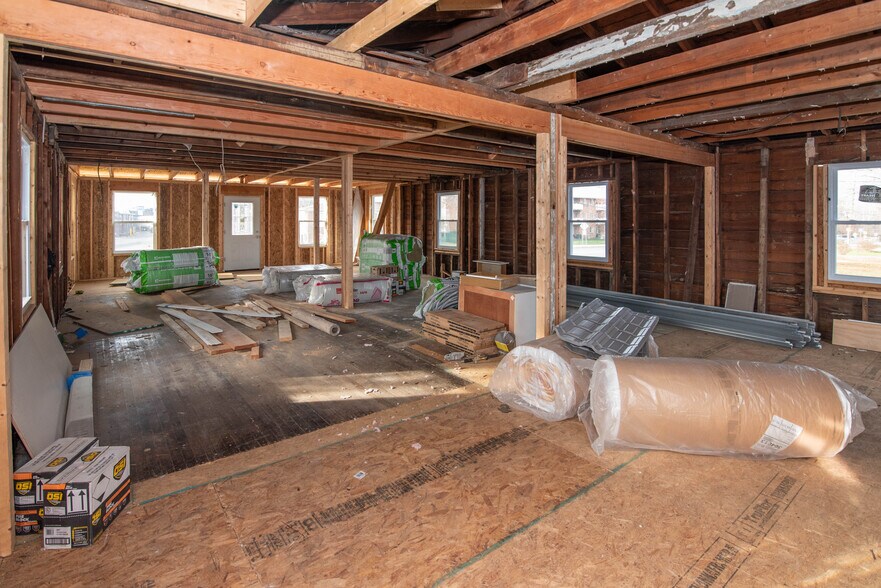 More Photos Of 5812 Marlboro Pike, District Heights Office For Sale