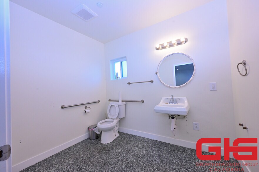 More Photos Of 4704 Florence Ave, Bell Apartments For Sale