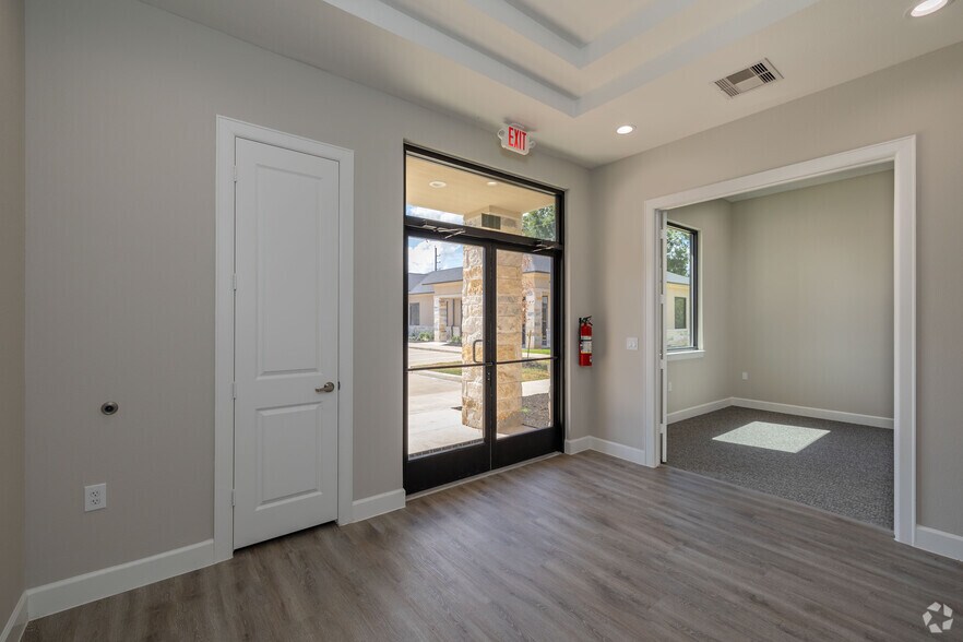 More Photos Of 4220 Cartwright Rd, Missouri City Medical For Lease