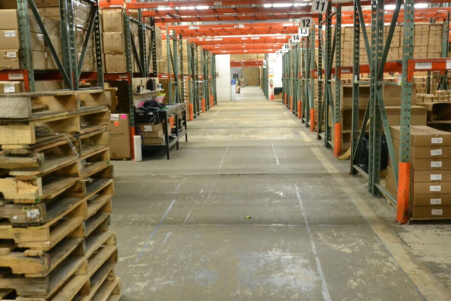 More Photos Of 70 Jackson Dr, Cranford Industrial For Sale