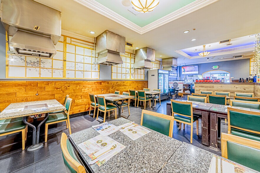 More Photos Of 3680 W 6th St, Los Angeles Restaurant For Sale