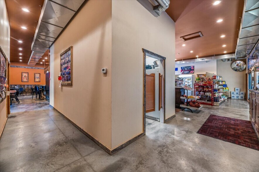 More Photos Of 17500 Hwy 34, Enning Storefront For Sale