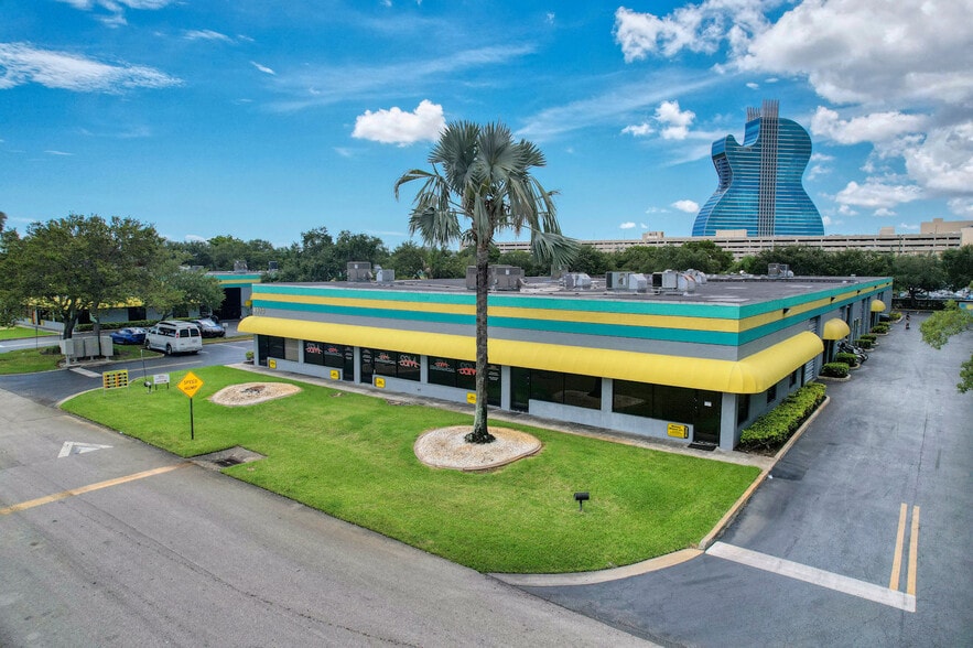 More Photos Of 4990 SW 52nd St, Fort Lauderdale Unknown For Lease