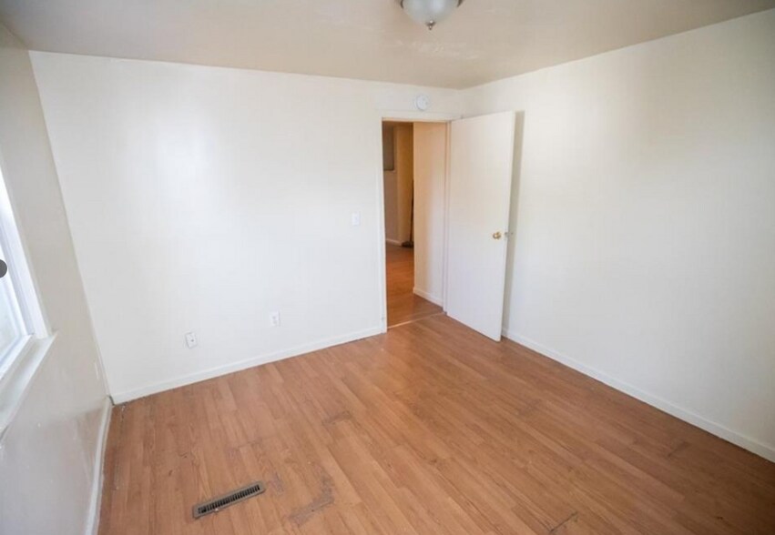 More Photos Of 1010 Kensington Ave, Buffalo Apartments For Sale