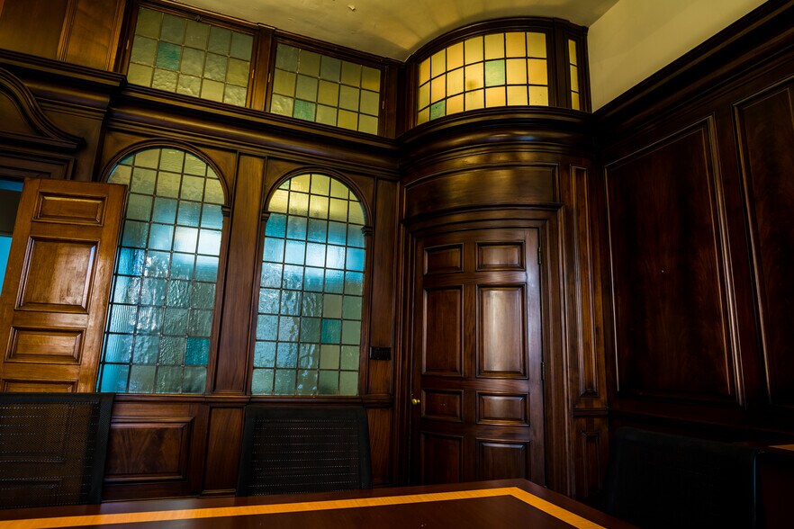 More Photos Of 226 Walnut St, Philadelphia Loft Creative Space For Lease