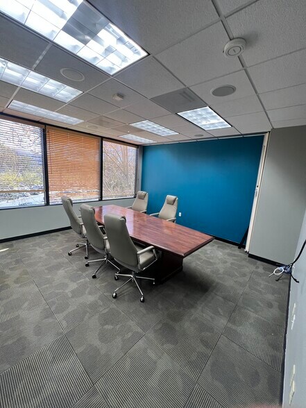 More Photos Of 5900 Canoga Ave, Woodland Hills Office For Lease