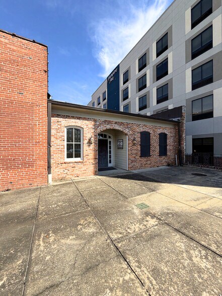 Primary Photo Of 1207 Broadway, Columbus General Retail For Lease