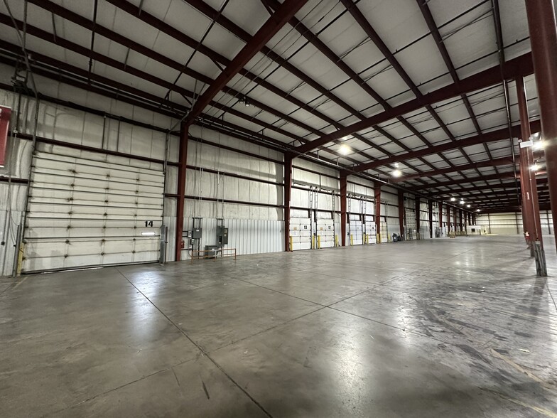 Primary Photo Of 4031 Spartan Dr, Oregon Warehouse For Lease