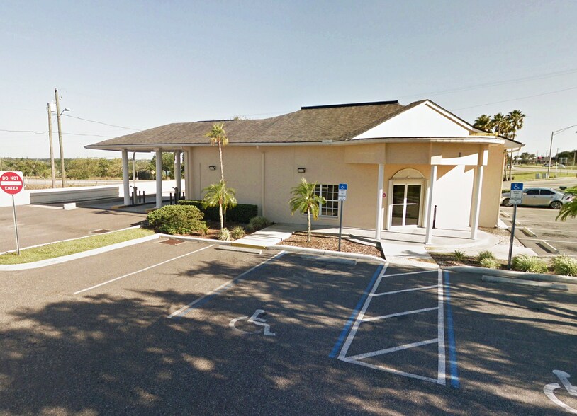 Primary Photo Of 1 Us-27, Lake Placid Bank For Sale