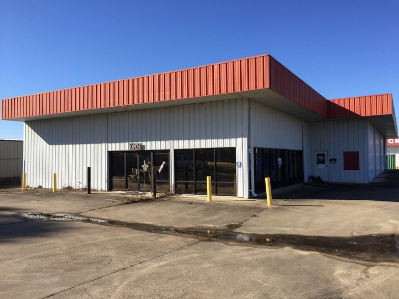 More Photos Of 1120 Realtor Ave, Texarkana Warehouse For Sale