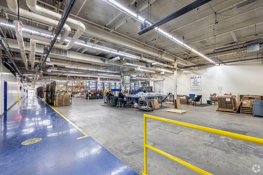More Photos Of 150 Knotter Dr, Cheshire Manufacturing For Sale