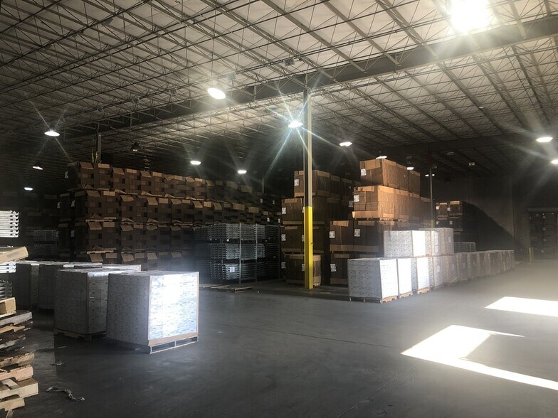 More Photos Of 330 Stevens St, Jacksonville Warehouse For Lease