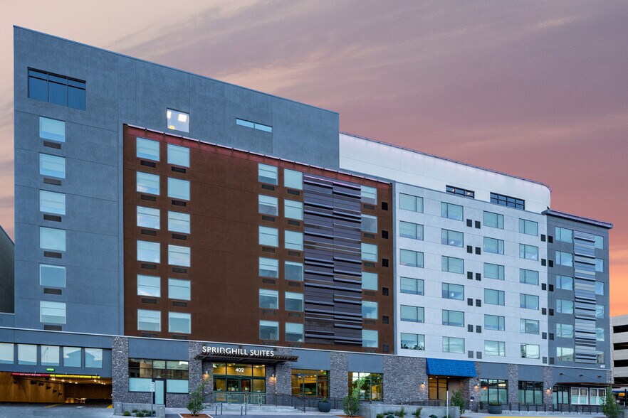 More Photos Of 402 S Tejon St, Colorado Springs Hotel For Lease