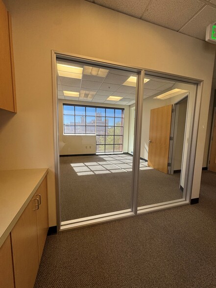 More Photos Of 533 5th St, Santa Rosa Office For Lease