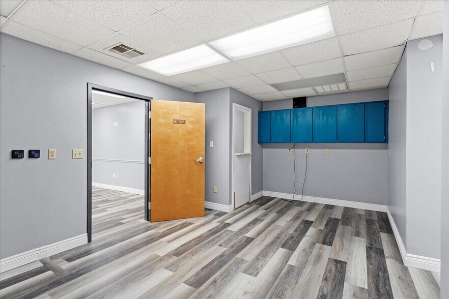 More Photos Of 1924 30th Ave, Gulfport Assisted Living For Sale