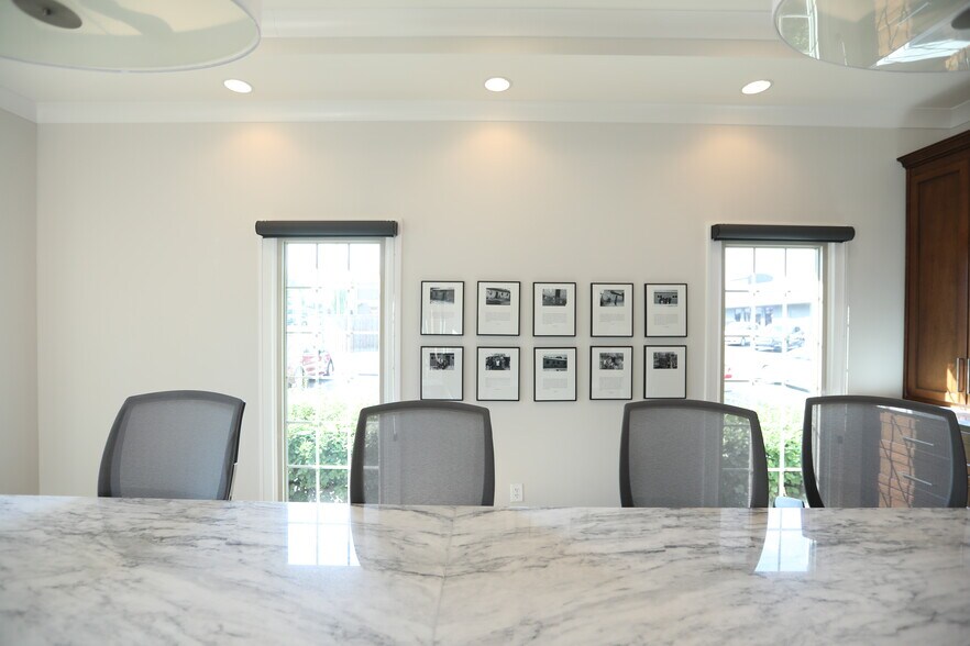 More Photos Of 110 30th Ave S, Nashville Office For Sale