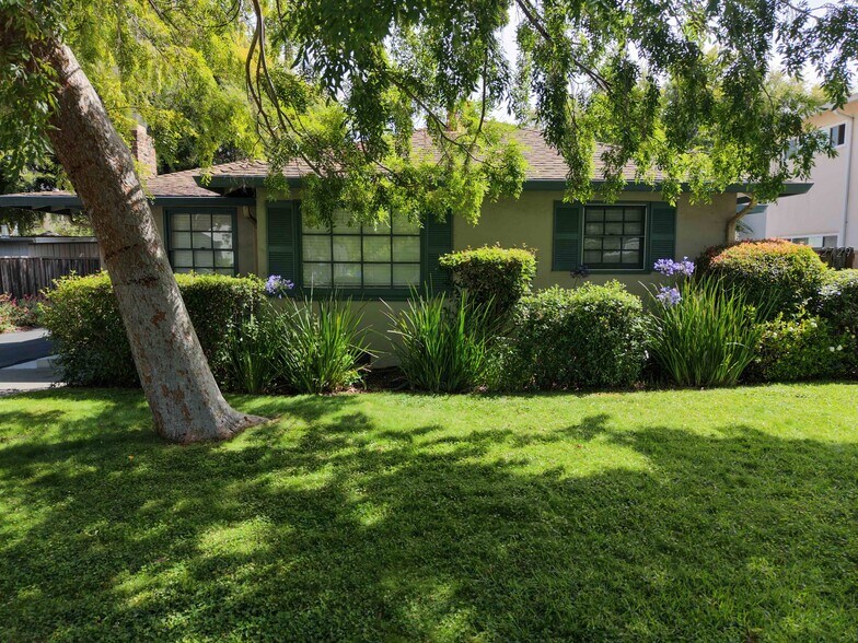 More Photos Of 2729 Byron St, Palo Alto Multifamily For Sale