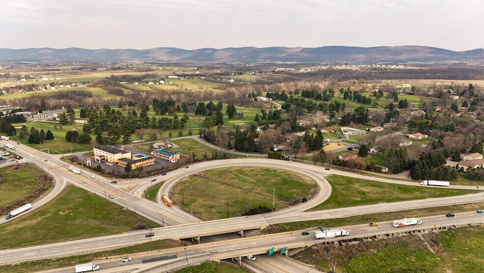 More Photos Of 1252 Harrisburg Pike, Carlisle Hotel For Sale