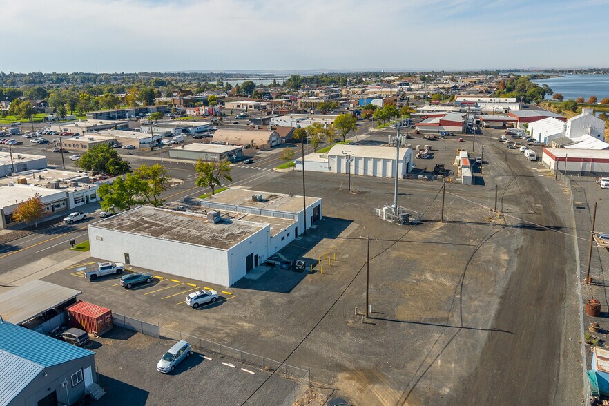 More Photos Of 610 E Broadway Ave, Moses Lake Freestanding For Lease