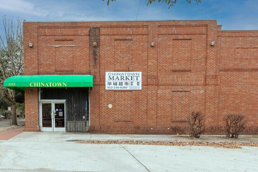 More Photos Of 1215 Price St, Savannah Freestanding For Lease