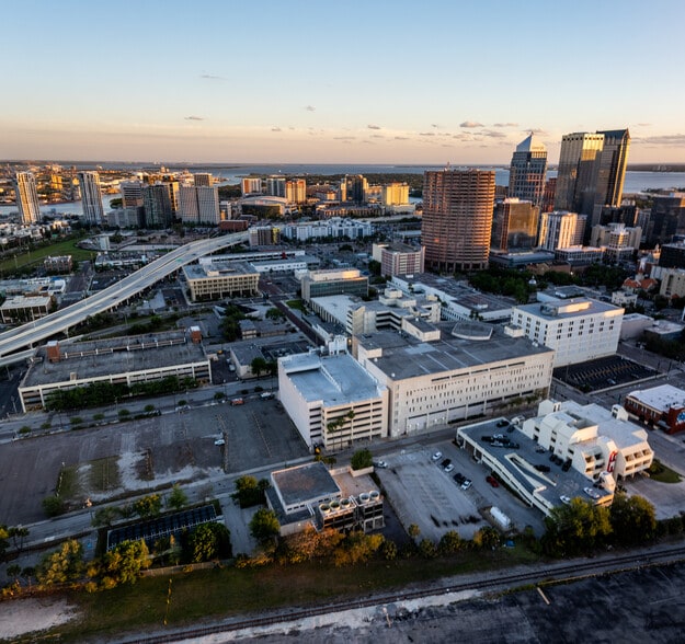 More Photos Of 1101 E Harrison St, Tampa Apartments For Lease