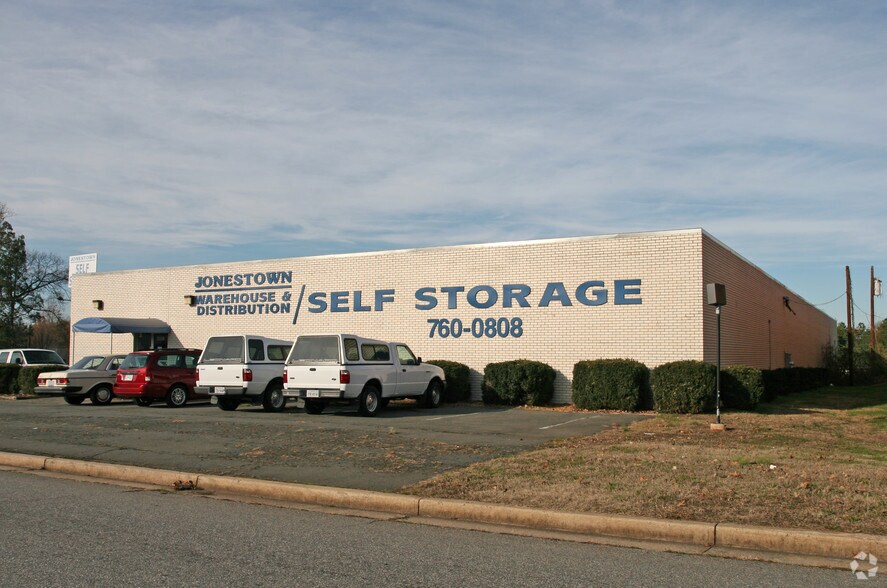 Primary Photo Of 4801 Commercial Plaza St, Winston-Salem Warehouse For Lease