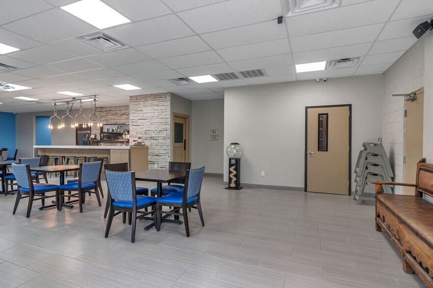 More Photos Of 7628 Corina Dr, Fort Worth Skating Rink For Sale